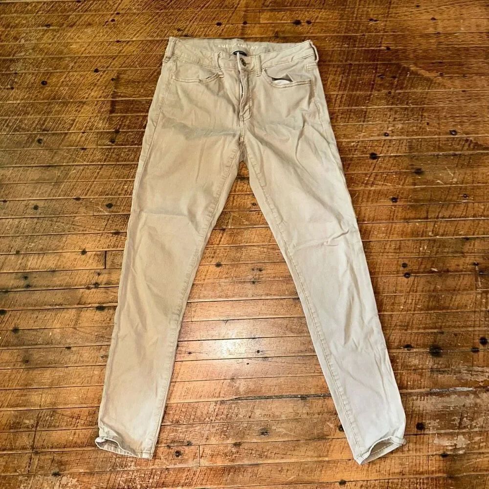 American Eagle tan preppy classic 8 normcore jeggings